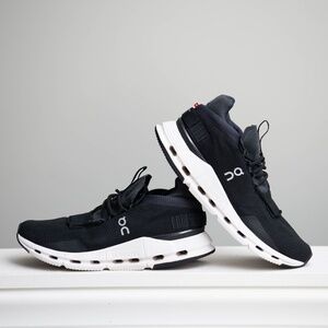 On CloudNova Black & White Women's Sneakers Size 8.5 Running Shoes